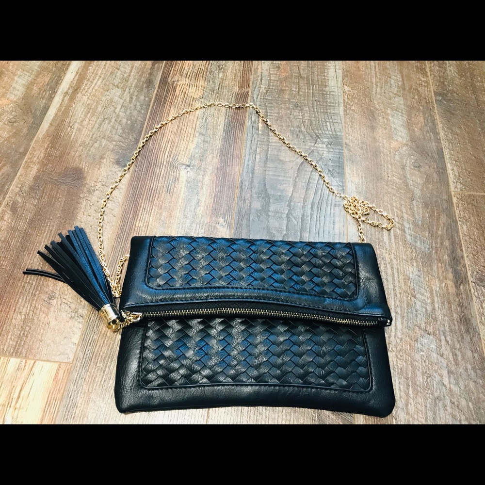 black woven crossbody